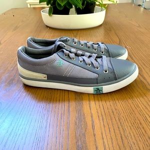 NWOT. Original Penguin - 8